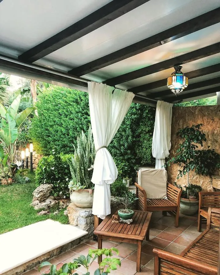 B&B Villa Alba Σαν Βίτο λο Κάπο Bed and Breakfast